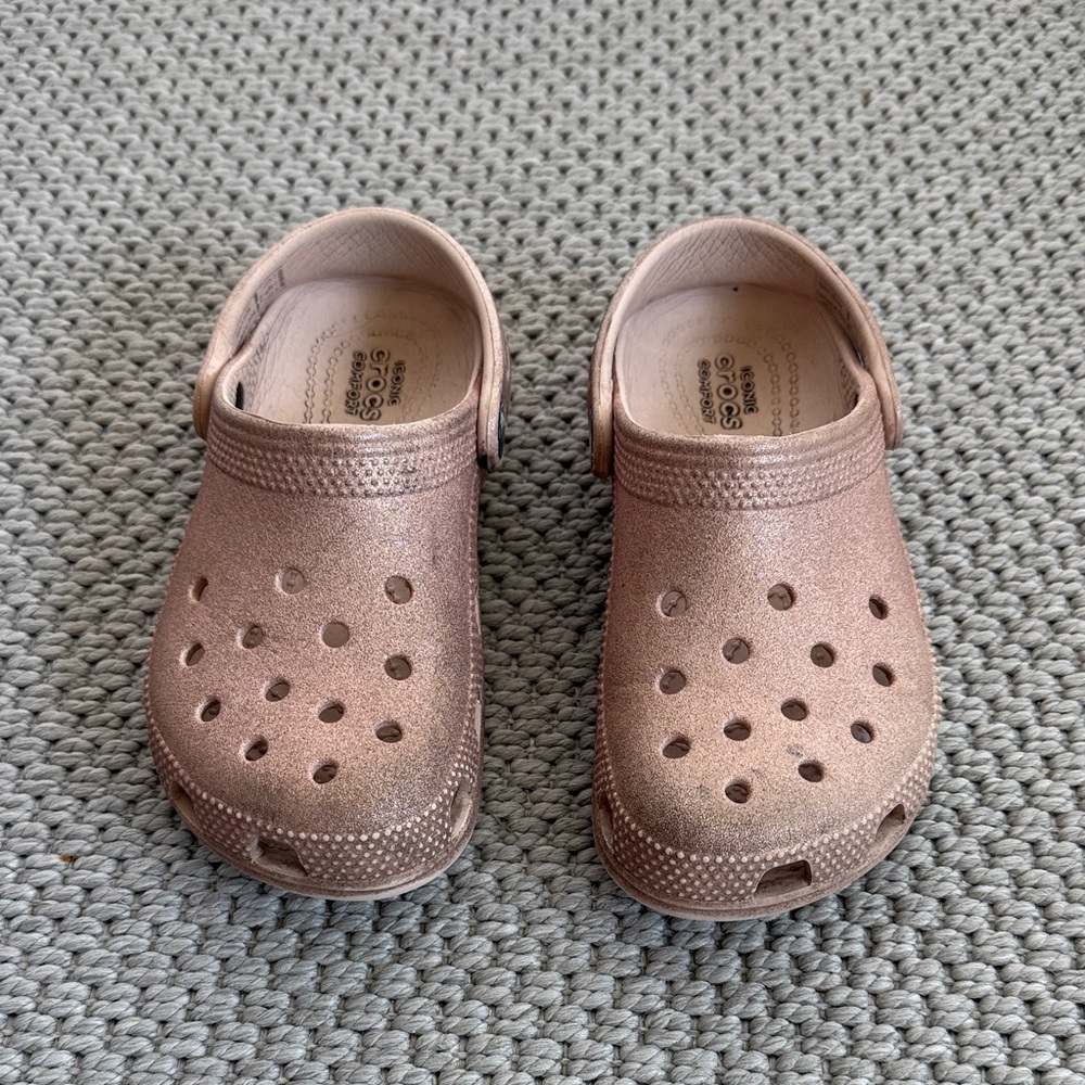 CROCS Kids Water Shoes - Shimmering Pink